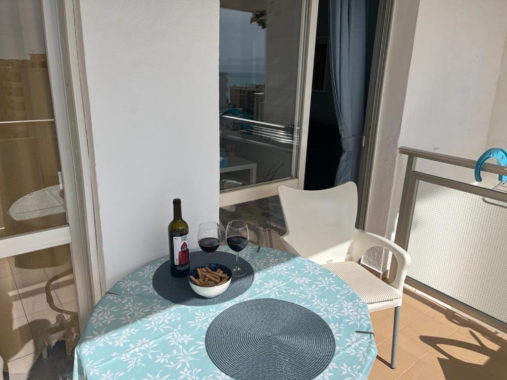 Panorama Apartment With Sea Views By Namaste Elite 托雷莫利诺斯 外观 照片